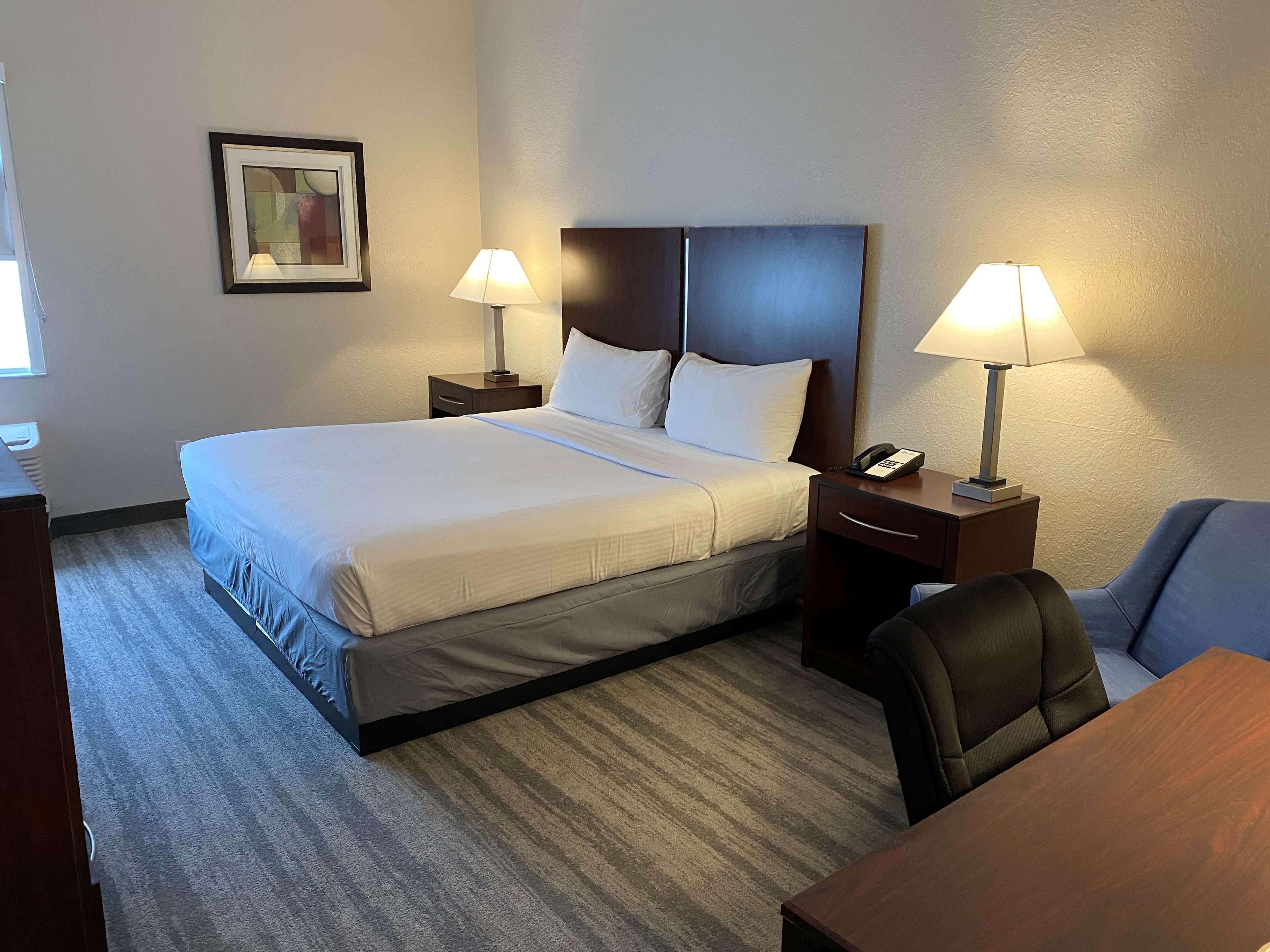 เบสต์ เวสเทิร์น แทมปา Hotel ภายนอก รูปภาพ