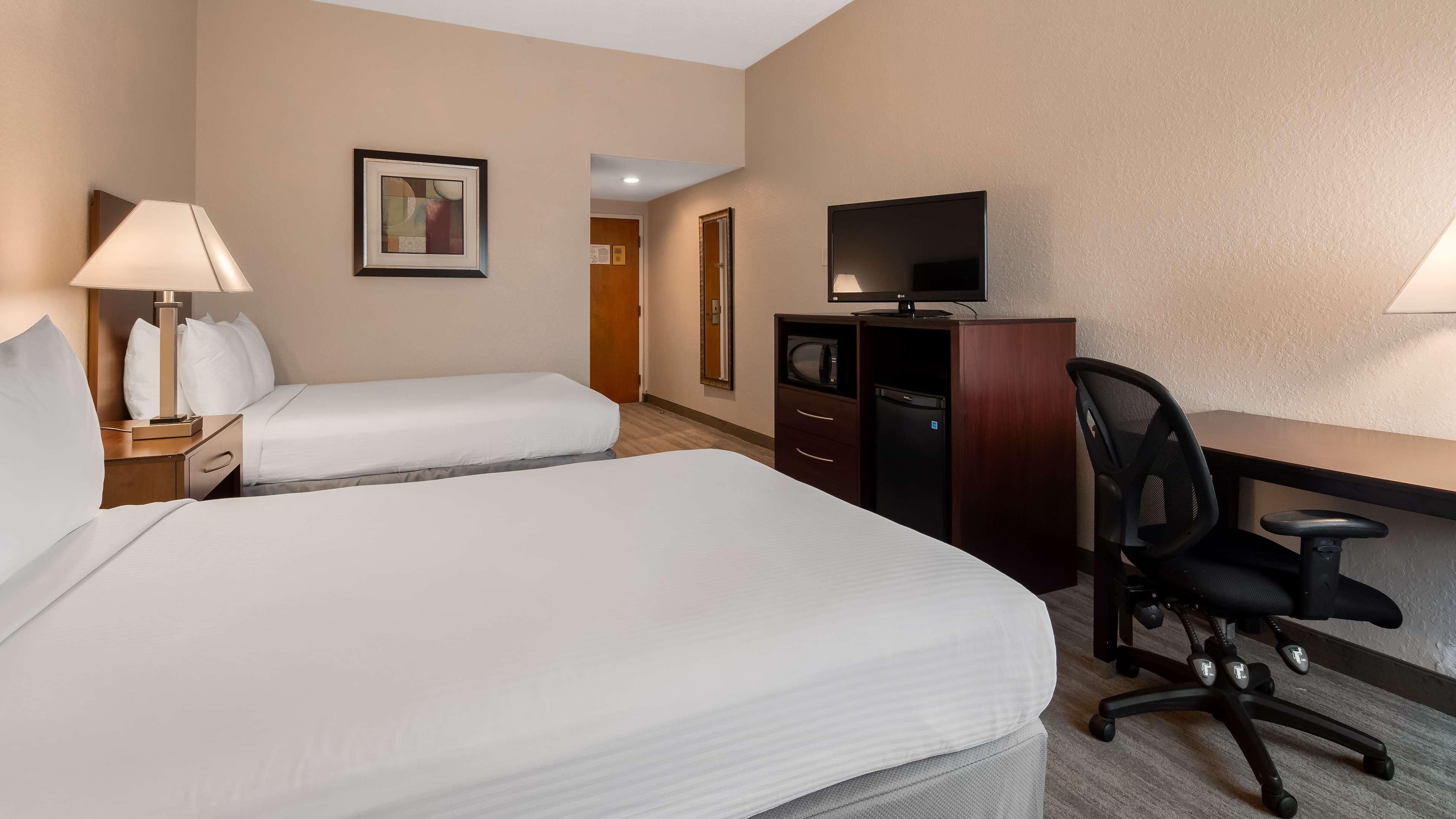 เบสต์ เวสเทิร์น แทมปา Hotel ภายนอก รูปภาพ